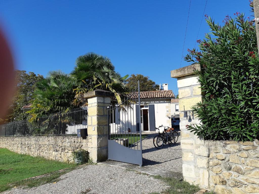 Fotografie z fotogalerie ubytování Bastida v destinaci Saint-Macaire