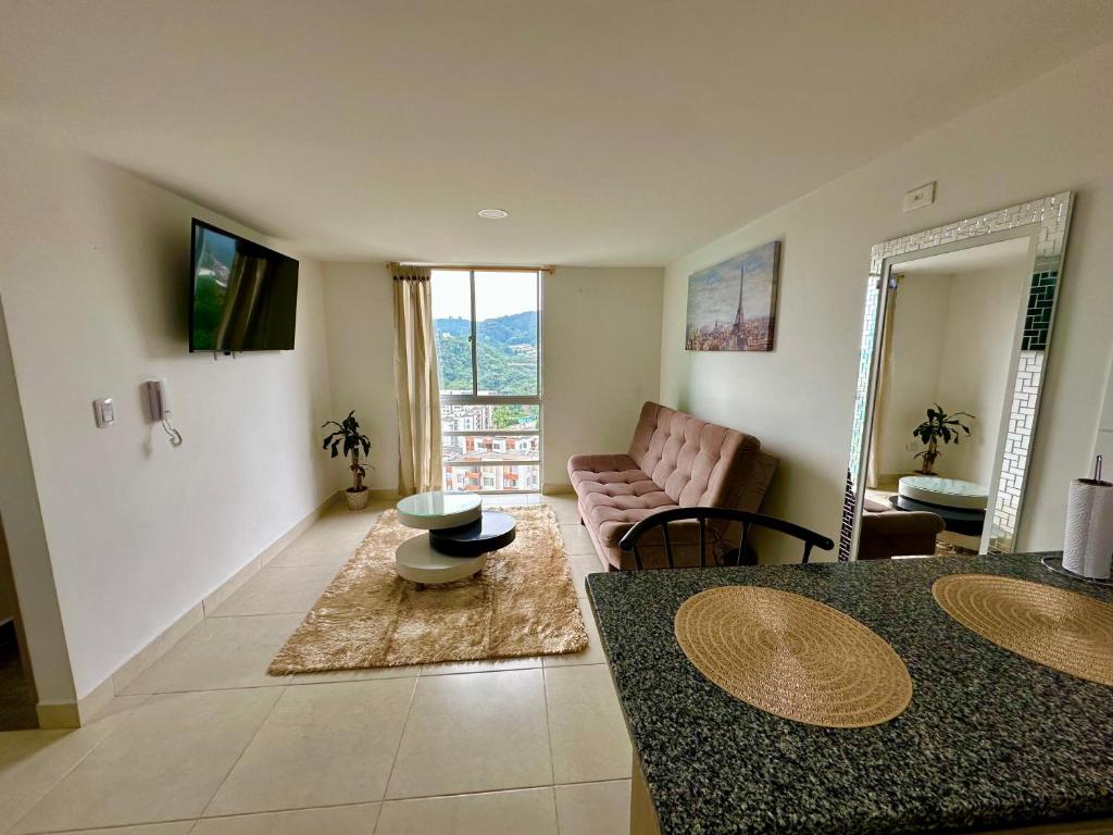 TV a/nebo společenská místnost v ubytování Acogedor y elegante apto central Urban