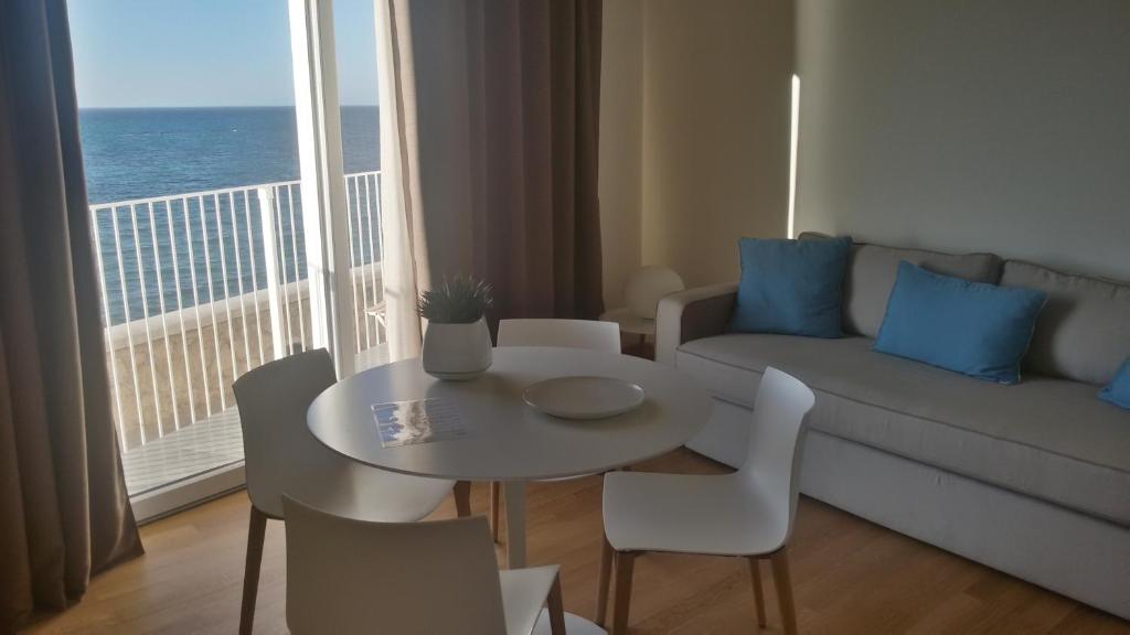 Część wypoczynkowa w obiekcie Gaura Apartments