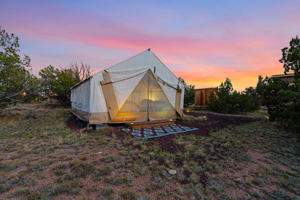 Foto sihtkohas Valle asuva majutusasutuse Unplug & Recharge Cozy Off-Grid Glamping galeriist