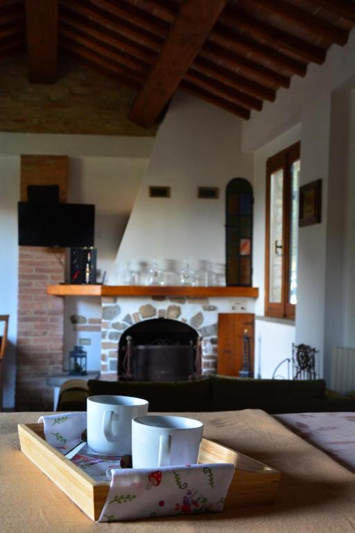 Villa Bucciano, Casa Il Fienile