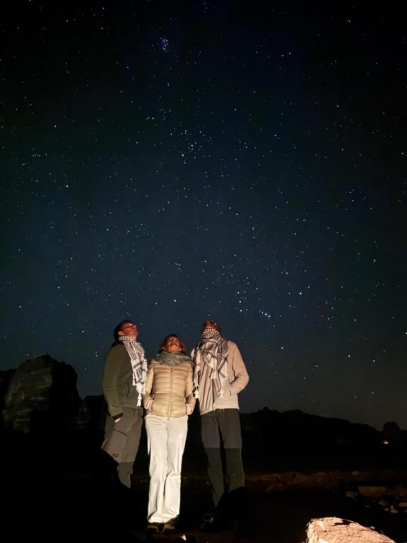 Επισκέπτες που μένουν στο cave under the stars