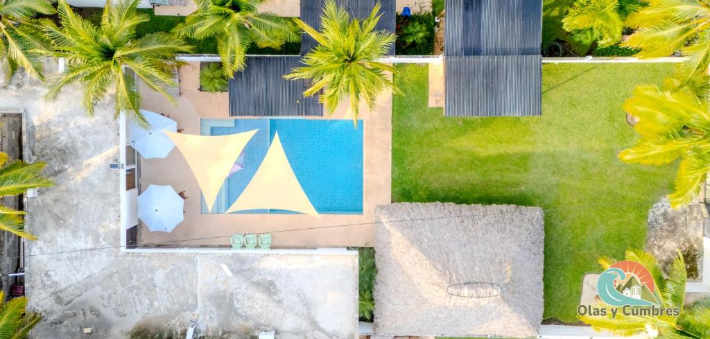 O grădină în afara Villa Los Delfines 2