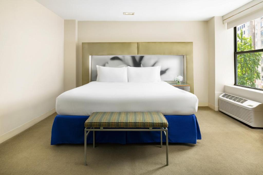 Shoreham Hotel - 