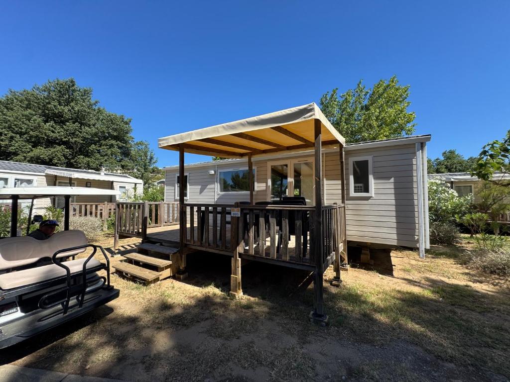 Φυσικό τοπίο κοντά σε αυτό το κάμπινγκ