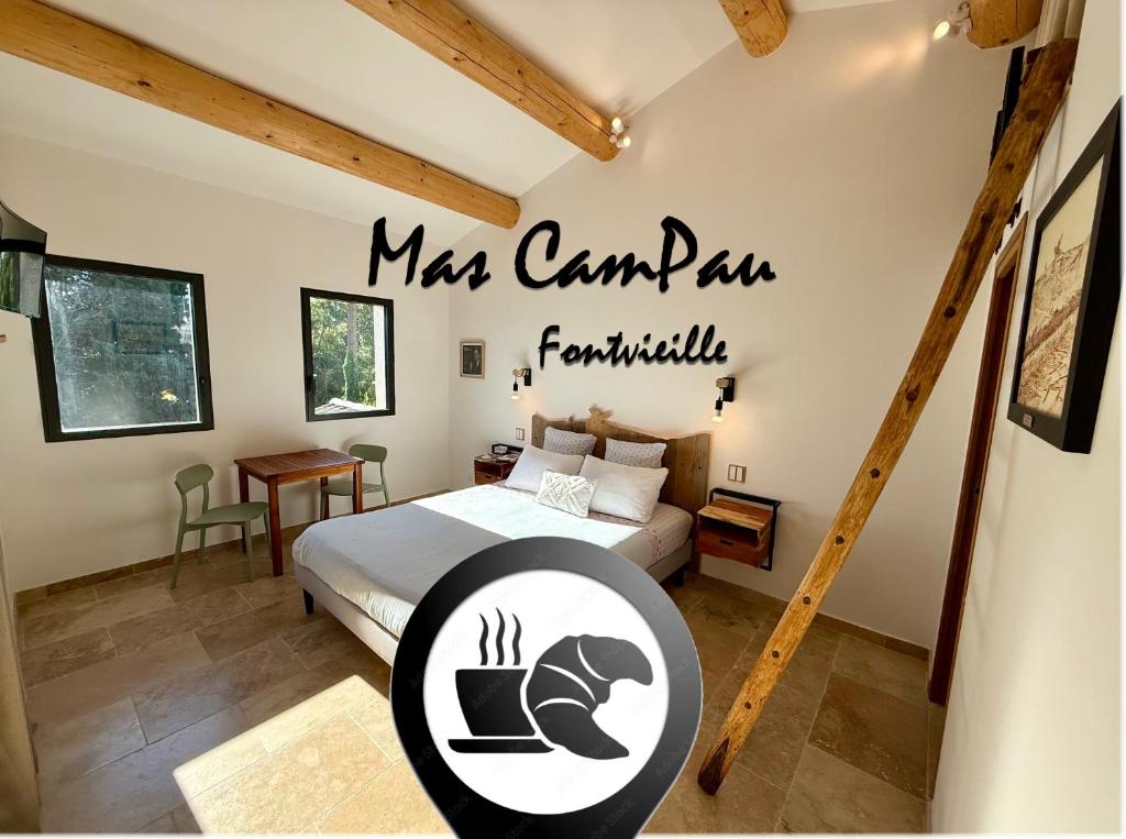 Postel nebo postele na pokoji v ubytování Mas CamPau