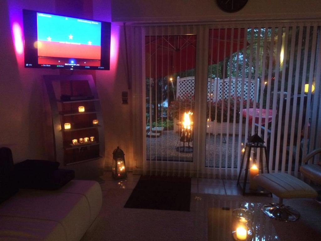 FeWo Shervin - テラス付きのアパート