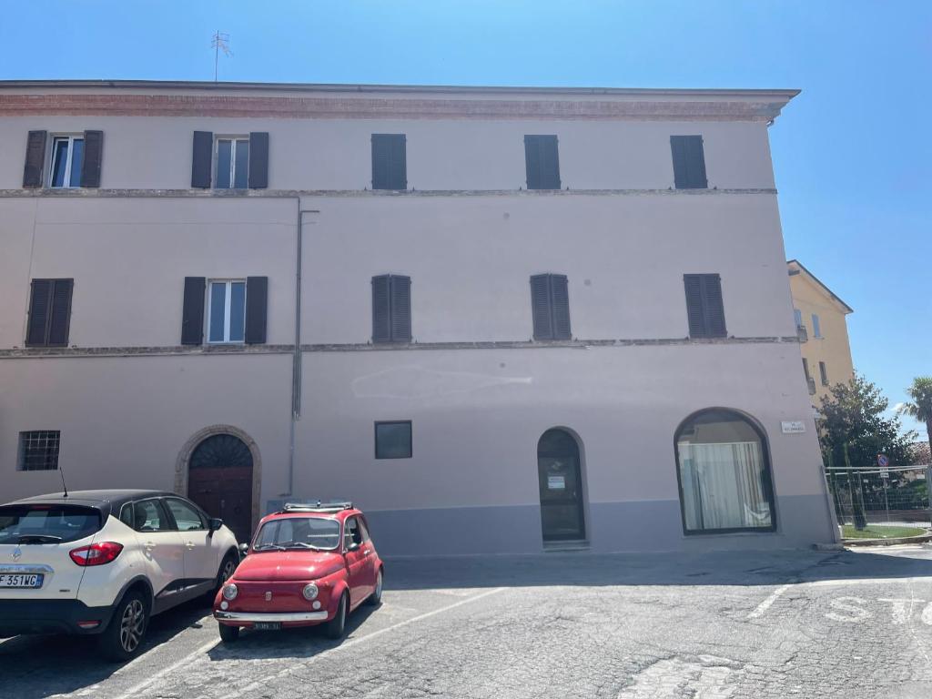 Το κτήριο όπου στεγάζεται  το διαμέρισμα