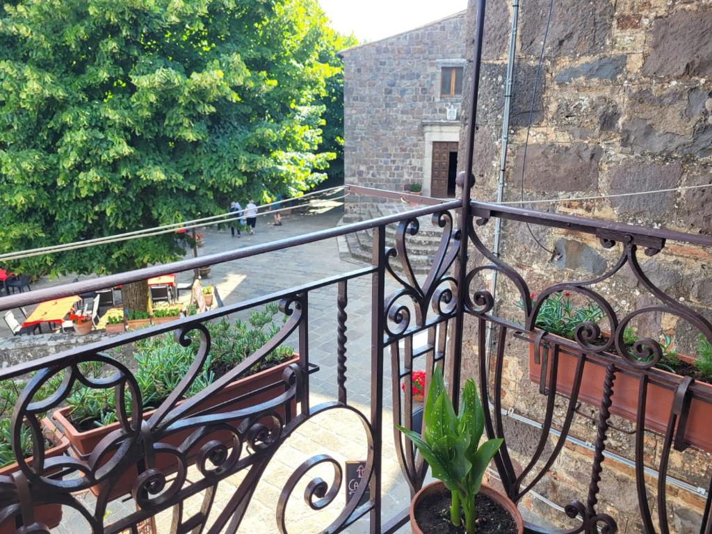 Balkón nebo terasa v ubytování Borgo Maggiore