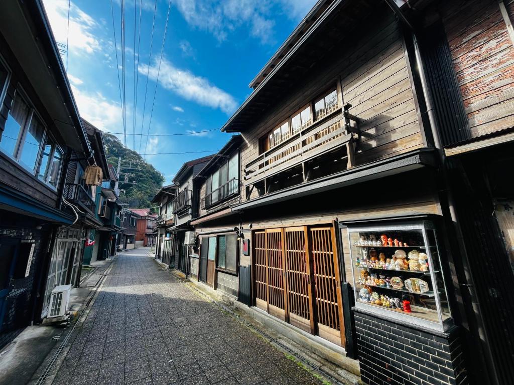 El edificio en el que está el departamento
