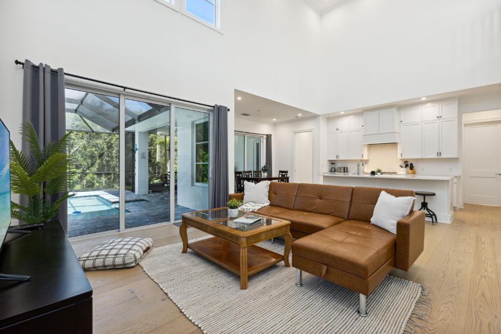 Bazén v ubytování 132 Ocean Estates Dr nebo v jeho okolí