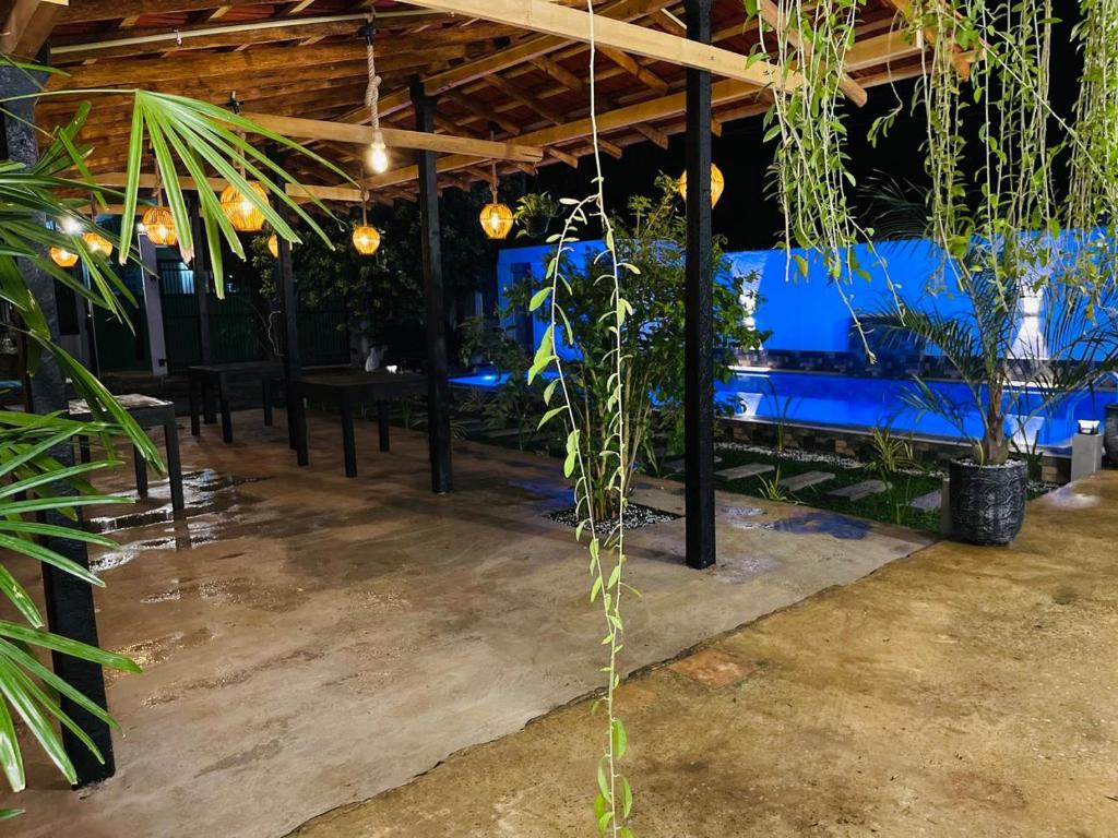 Indunil place hiriketiya with pool - 19