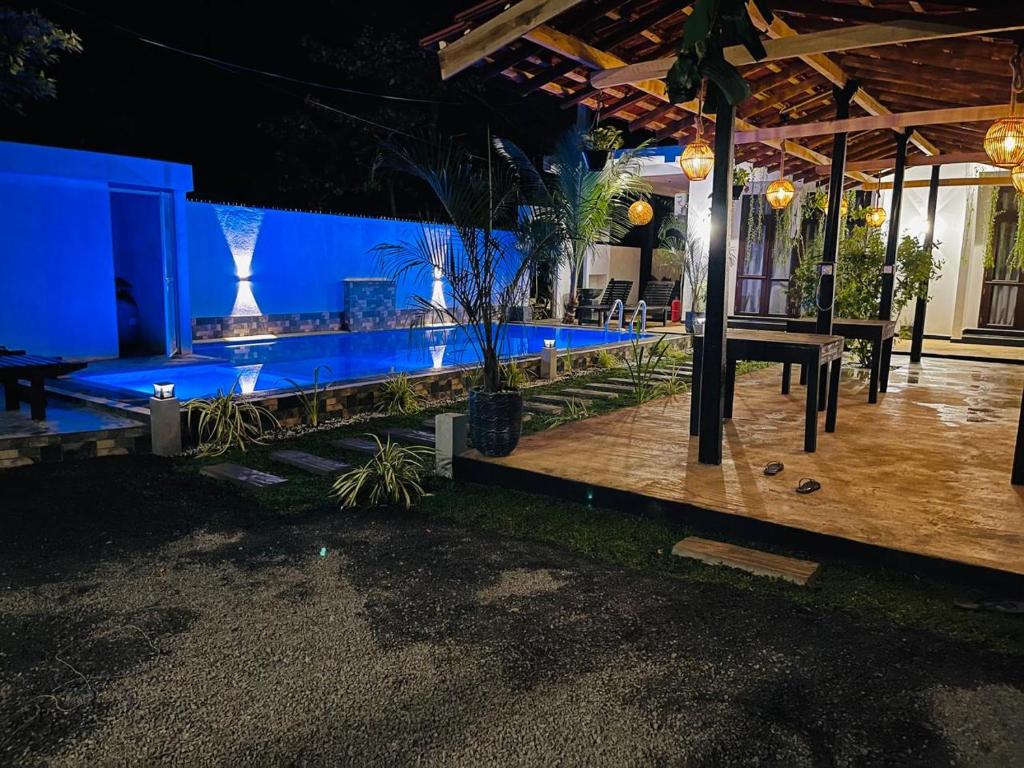 Indunil place hiriketiya with pool - 16