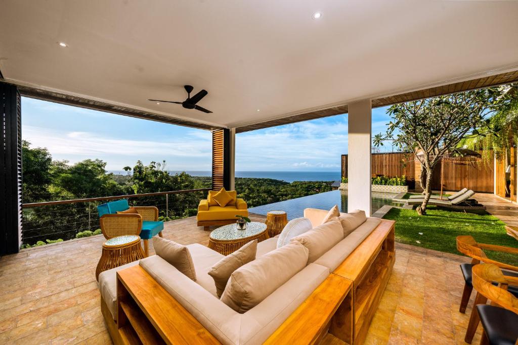 Uluwatu Sunset Hills - 1