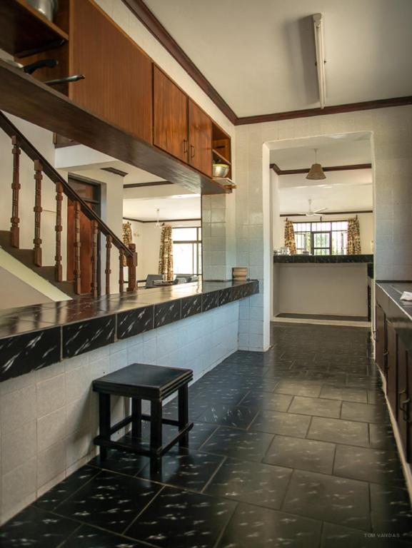 Kuchyň nebo kuchyňský kout v ubytování Bahari Dhow Beach Villas