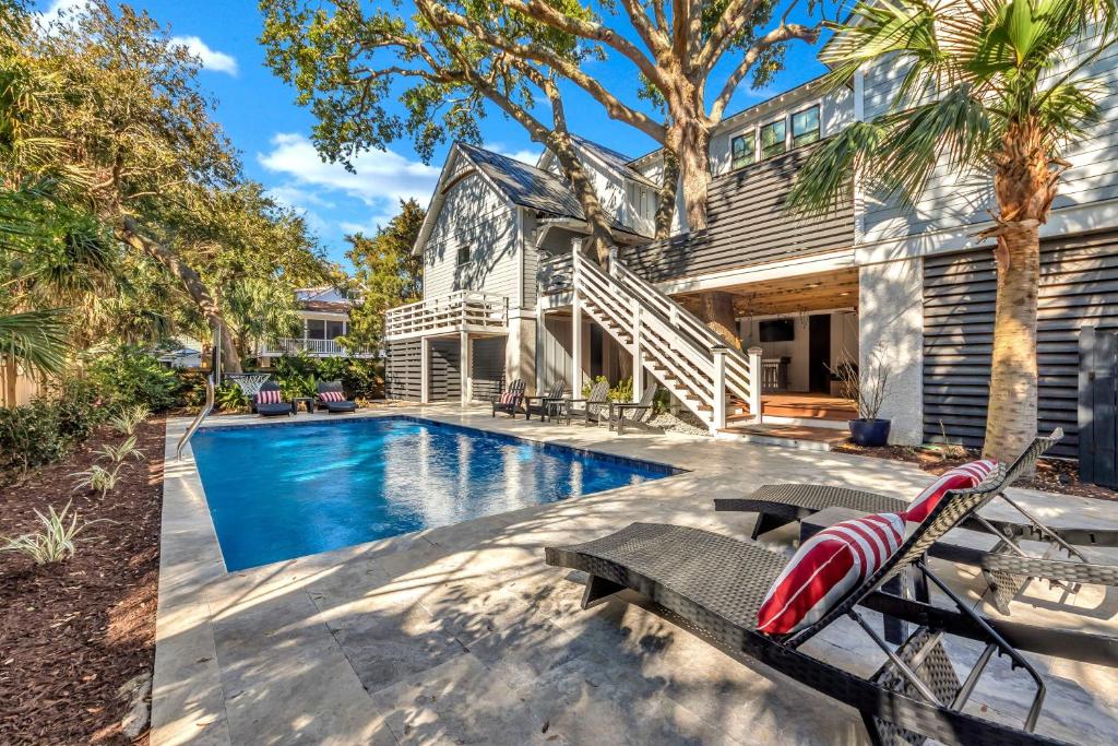 Bassein majutusasutuses HN2307: 2307 Hartnett Blvd. või selle lähedal