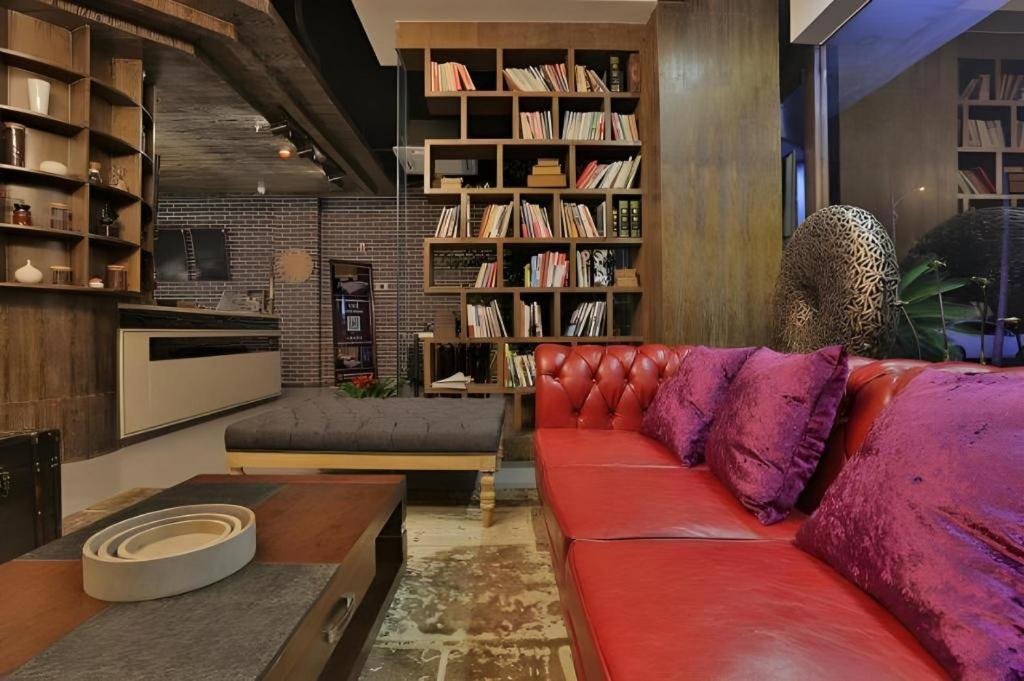 Posezení v ubytování James Joyce Coffetel·Suqian Bus Station