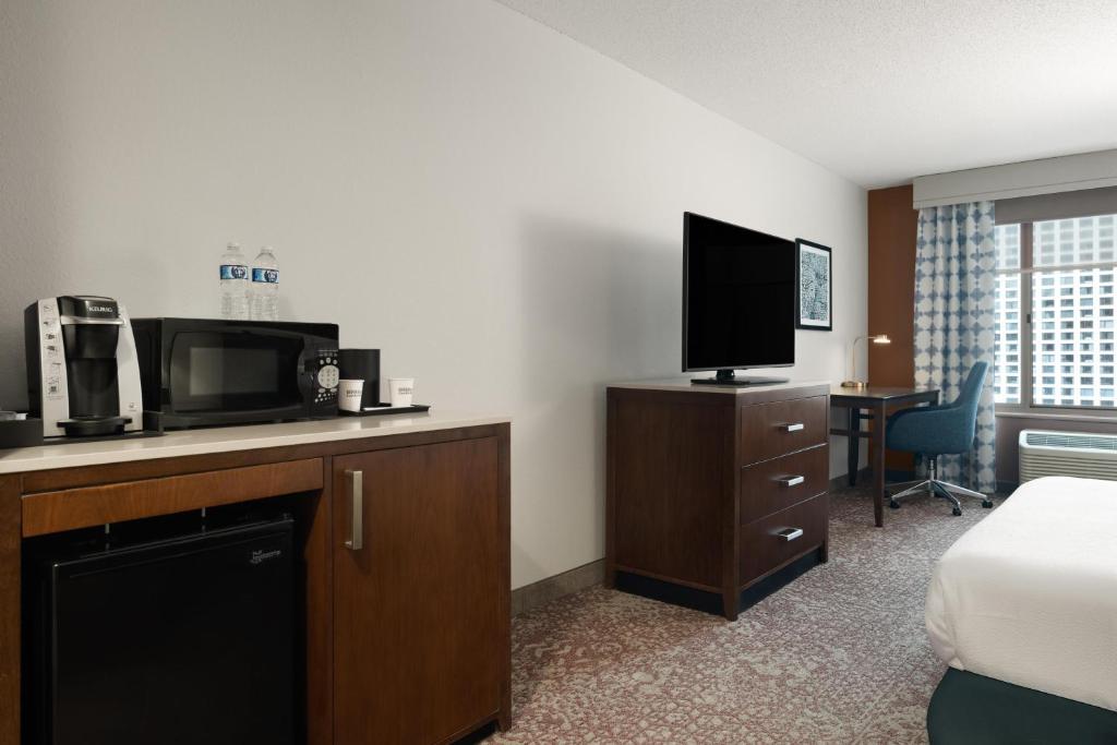 Hilton Garden Inn Chicago Downtown/Magnificent Mile - 