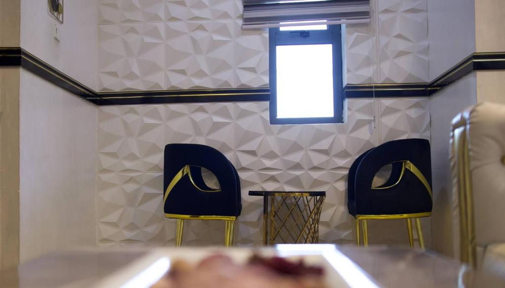 Χώρος καθιστικού στο Ft realty properties 6