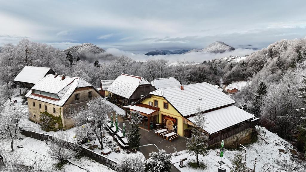 Naturlandskabet i nærheden af feriegården
