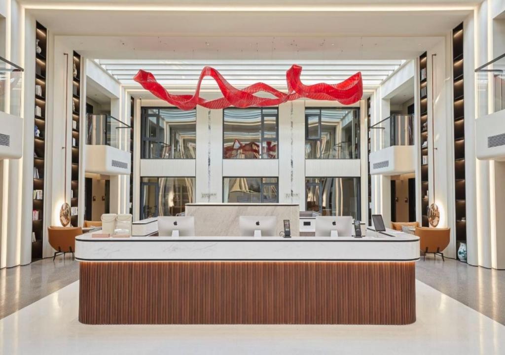 Ένα μπάνιο στο 安渡酒店-苏州观前街七里山塘店