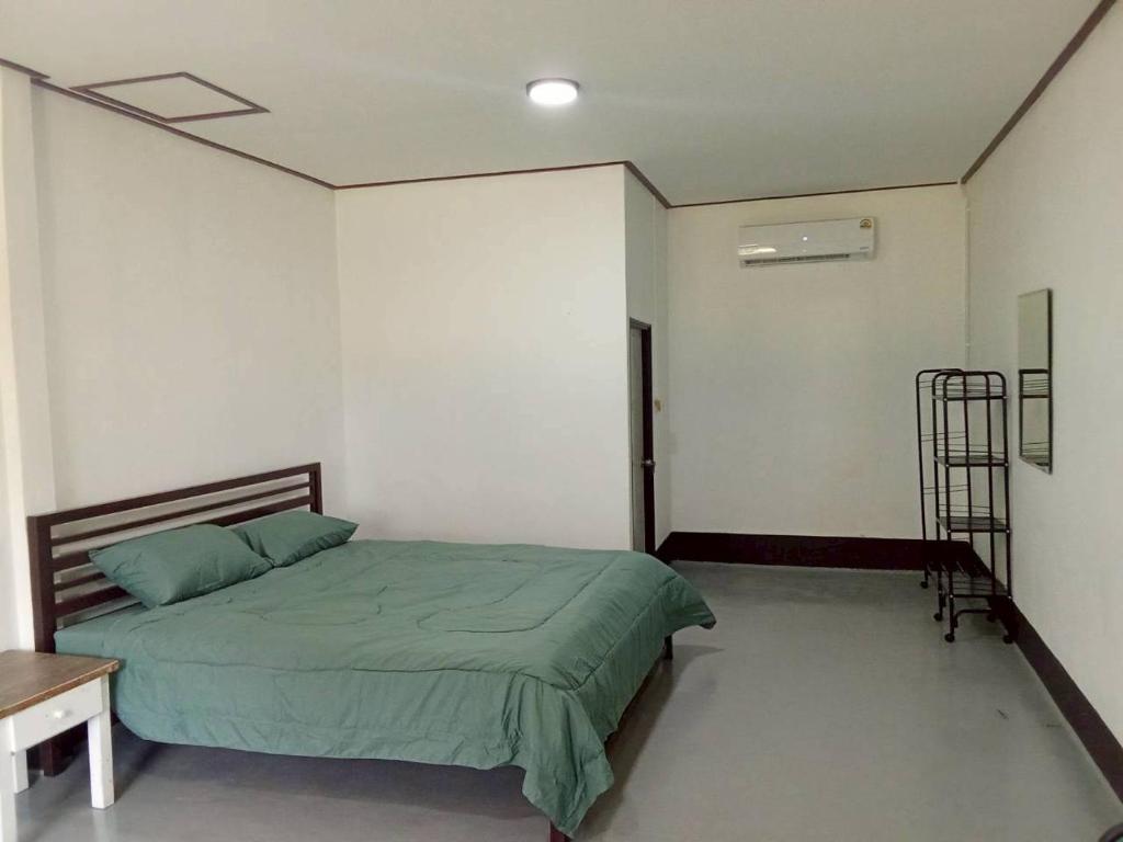 Postel nebo postele na pokoji v ubytování Koh Kho Khao Guest House