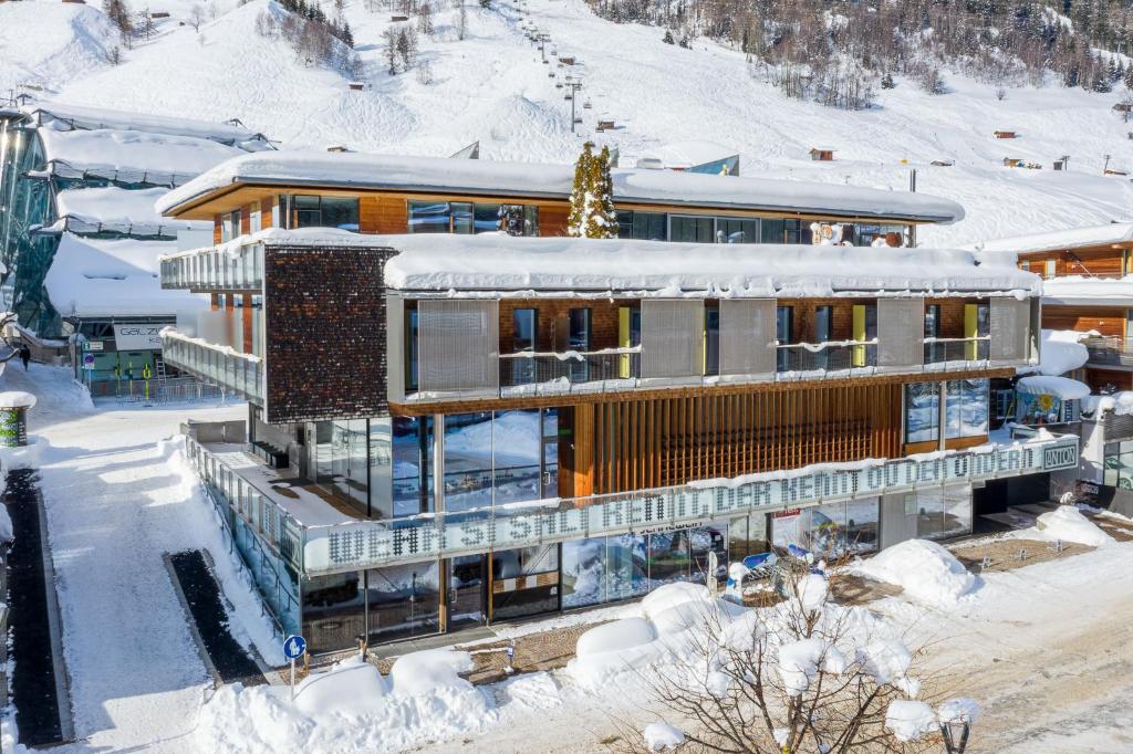 Quality Hosts Arlberg - Hotel ANTON trong mùa đông