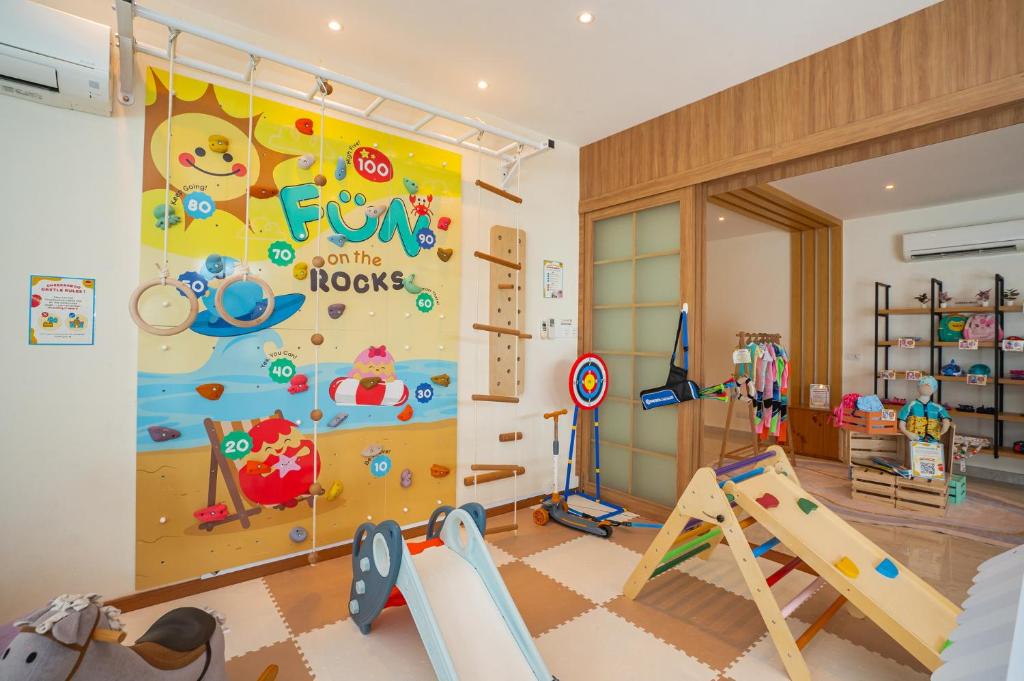 Cheekaaboo Playhouse Ipoh I Private Pool Family Stay with Indoor Playzone