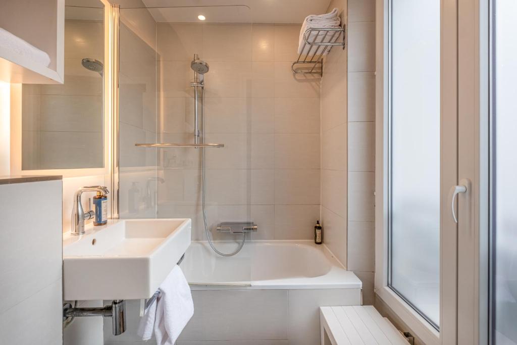 Hotel du College de France - 2