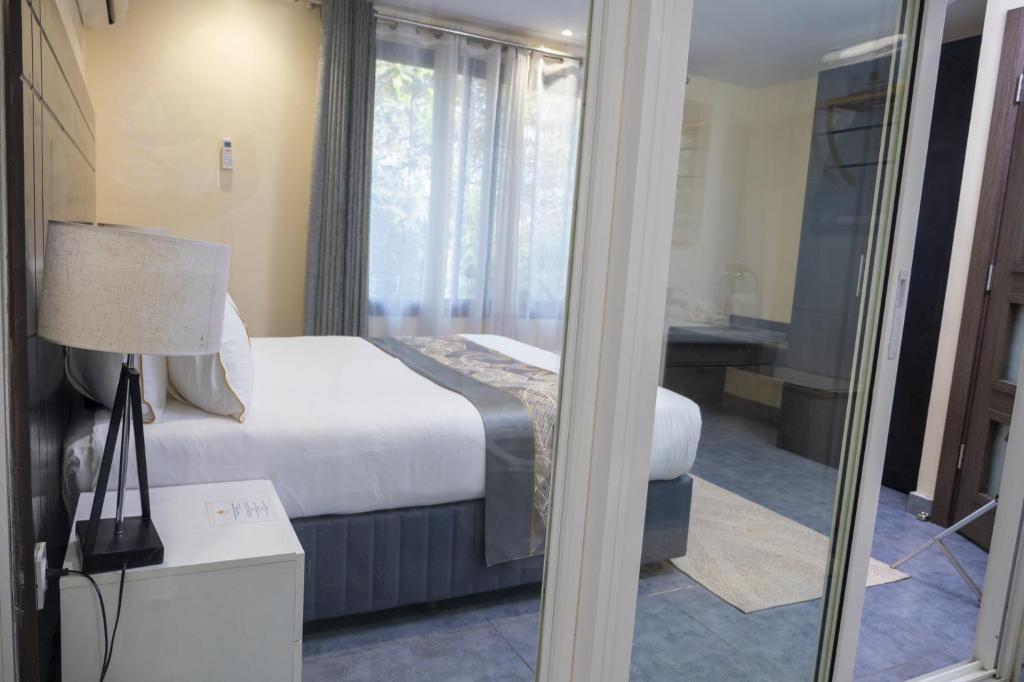 Una cama o camas en una habitación de ChristFire