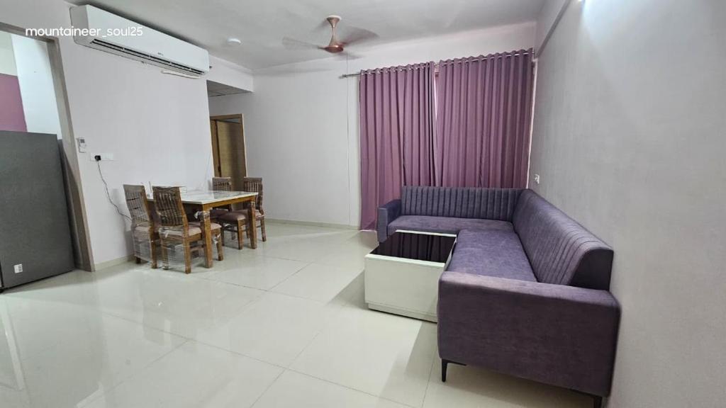 Khu vực ghế ngồi tại SKYLîNE SUITE-5