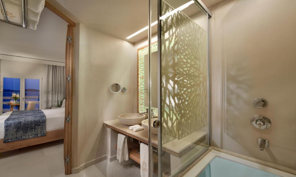 Anax Resort and Spa - 2