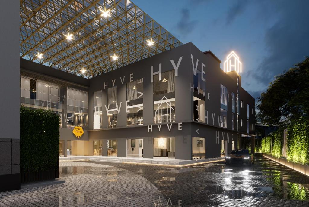 Tòa nhà nơi khách sạn tọa lạc