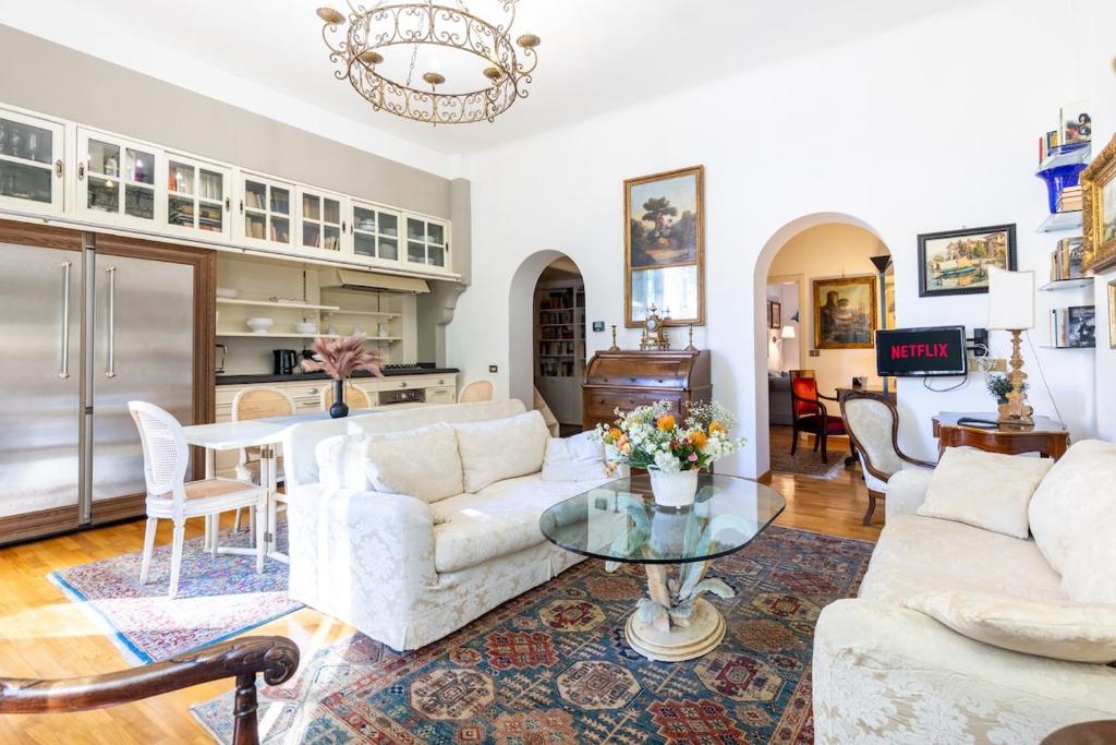 Duomo 10 min - Elegant Flat in the City Centre