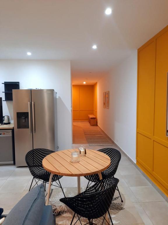 Kuchyň nebo kuchyňský kout v ubytování Nid de Tanamalaza