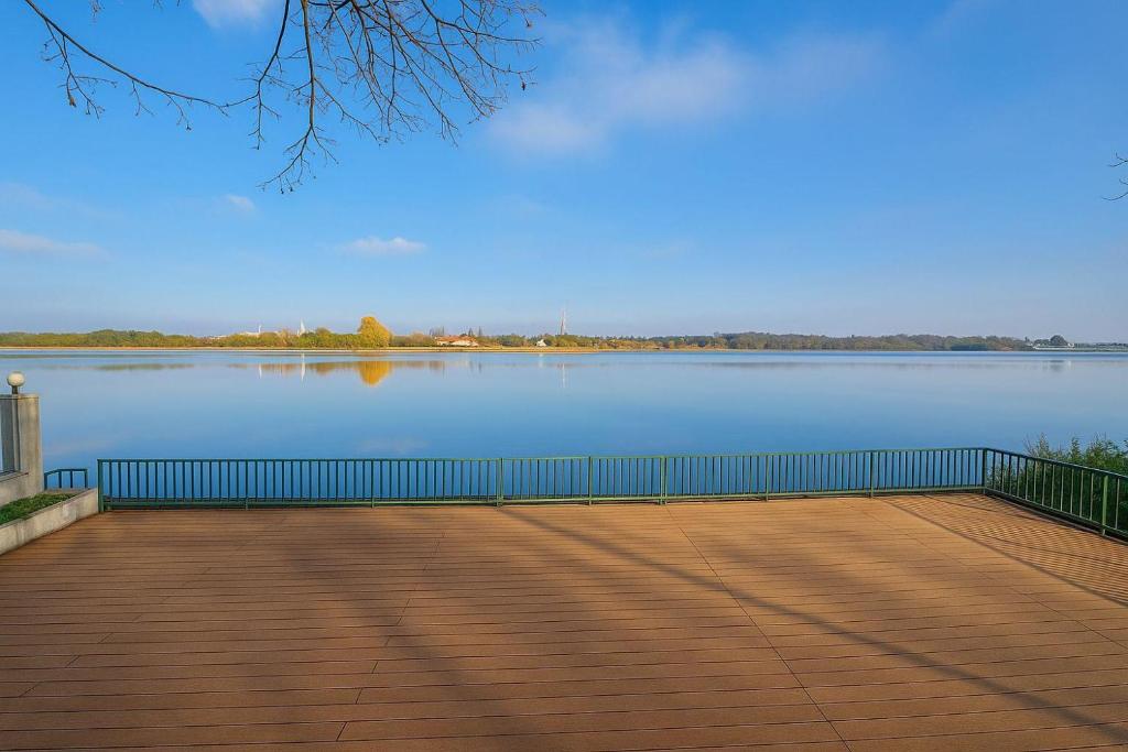 Příroda nedaleko vily