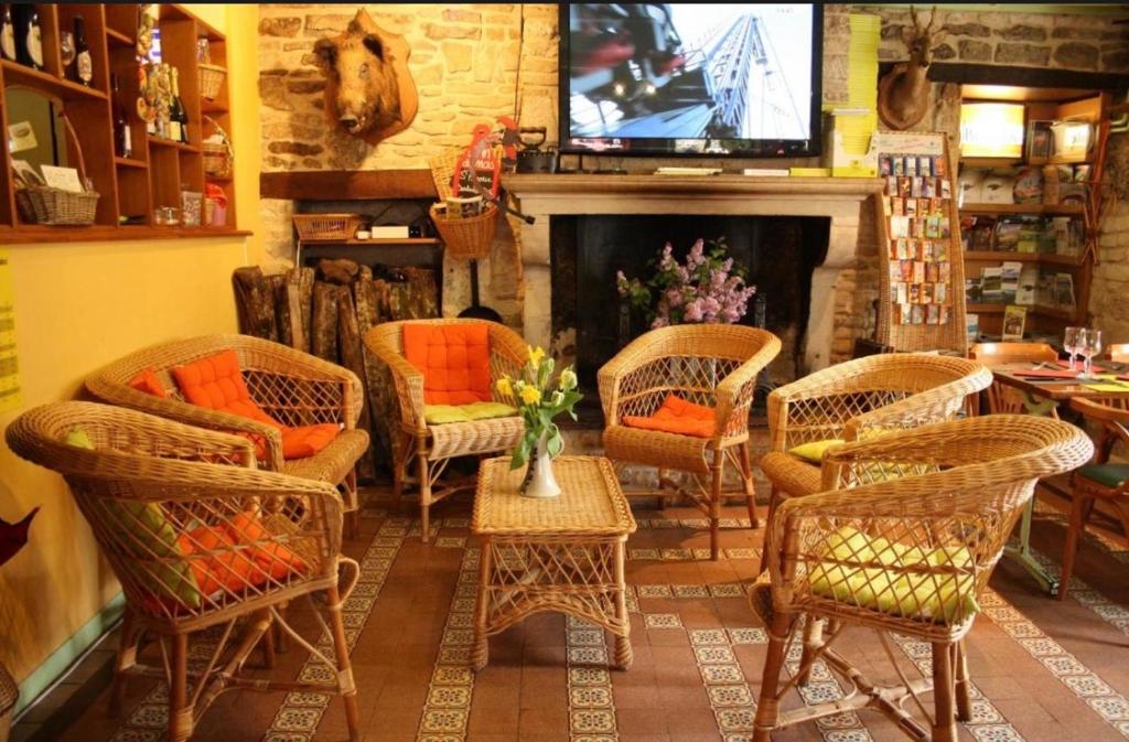 Φωτογραφία από το άλμπουμ του Hôtel restaurant de la fontaine σε Villiers-sur-Suize