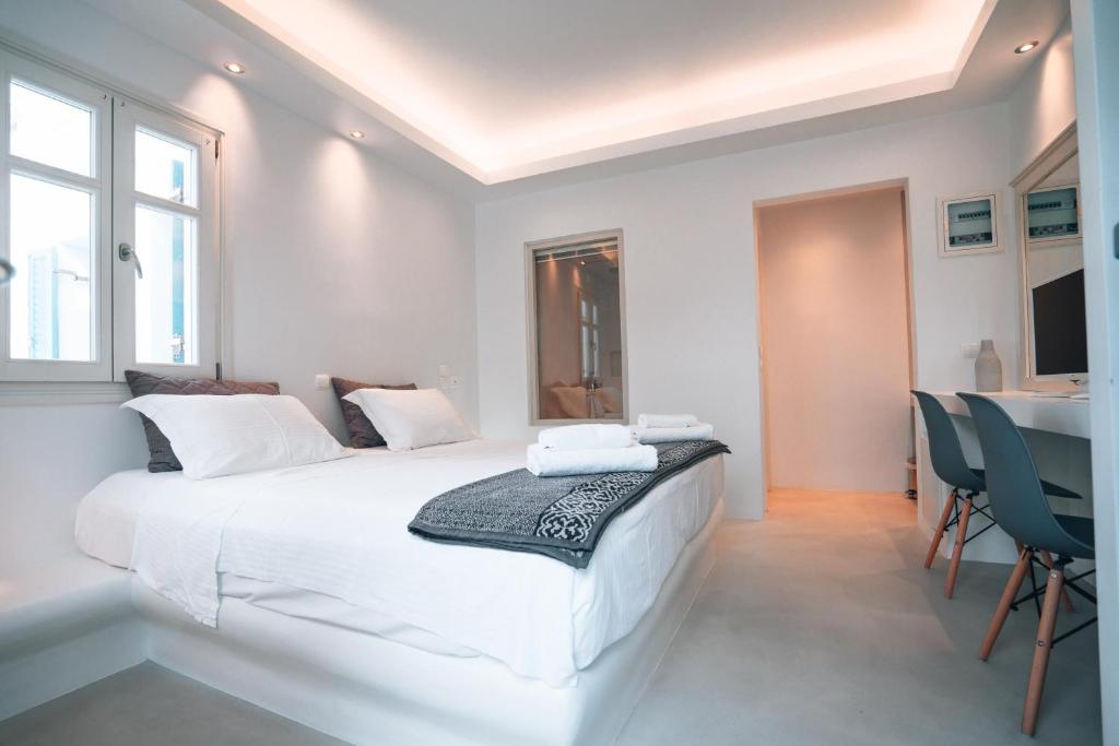 Alexandros Apartments - 1