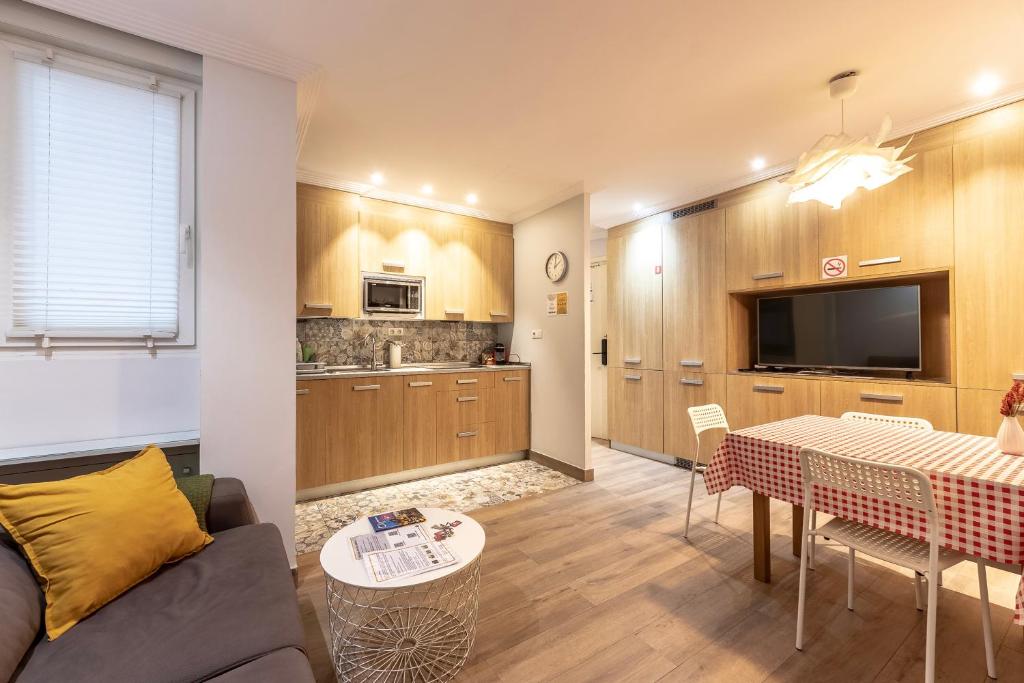 San Mames Termibus with parking by Aston Rentals
