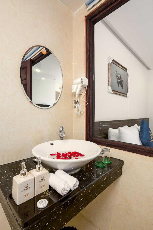 Phòng Deluxe Giường Đôi