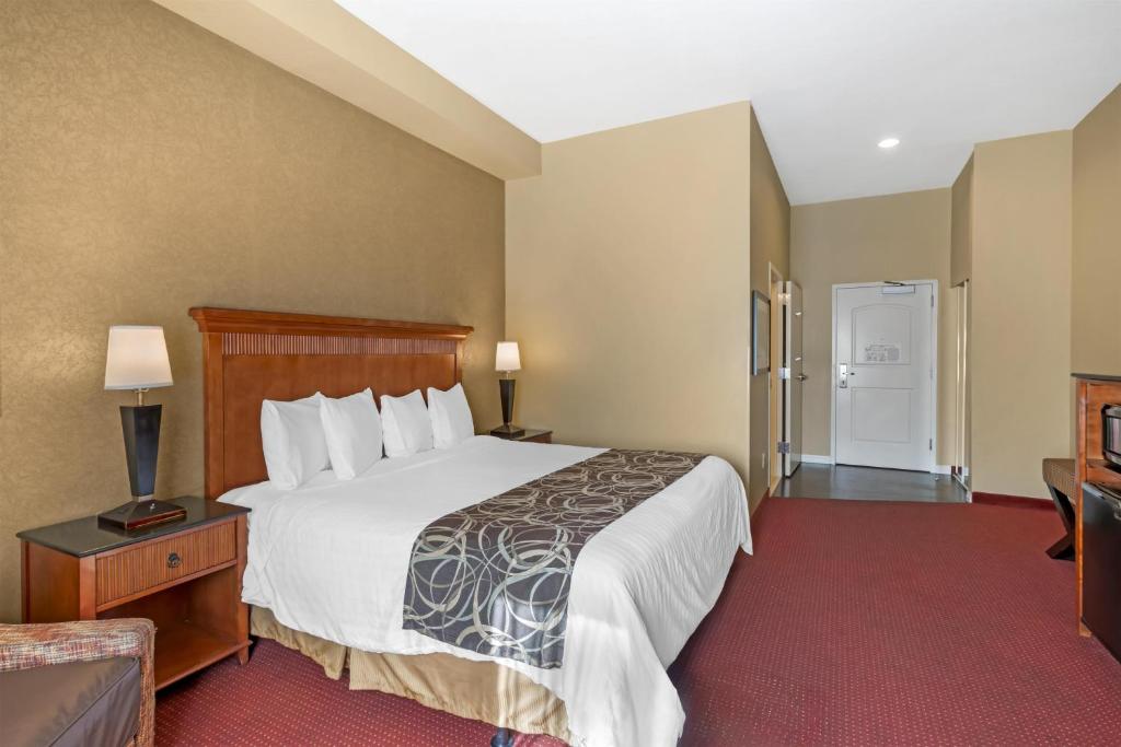 Best Western Plus Canyon Pines photo