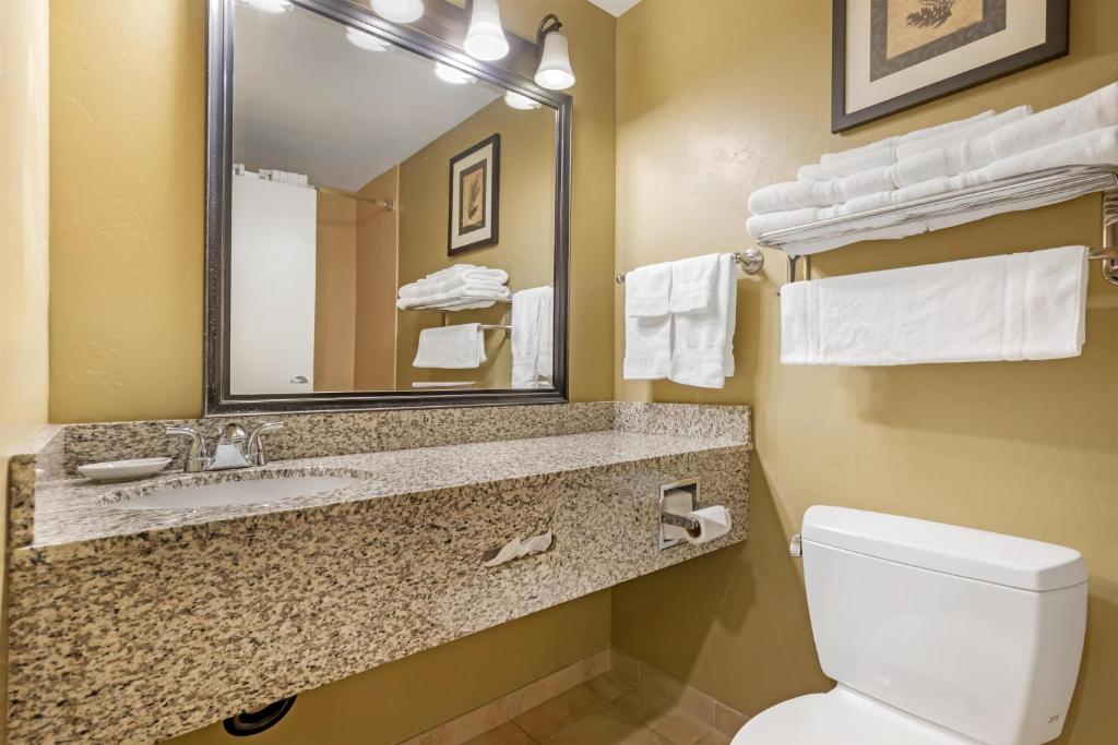 Best Western Plus Canyon Pines photo