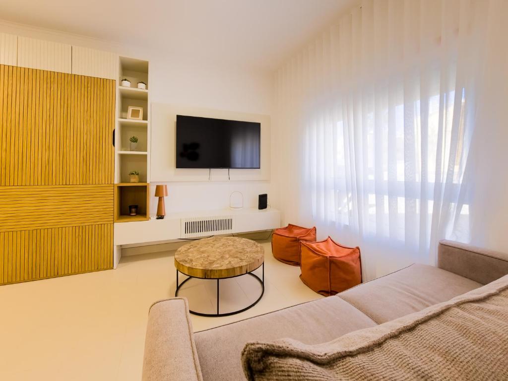 Royal Natur T1 by YHA