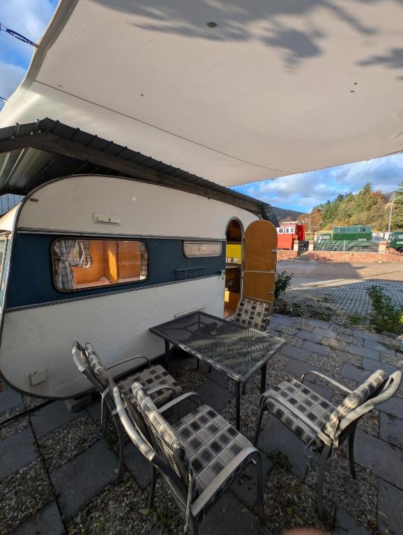 Oldtimer Camp Main Spessart - Double Room With Shared Bathroom