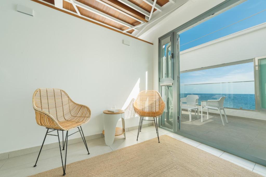 Γενική θέα στη θάλασσα ή θέα στη θάλασσα από  αυτό το διαμέρισμα