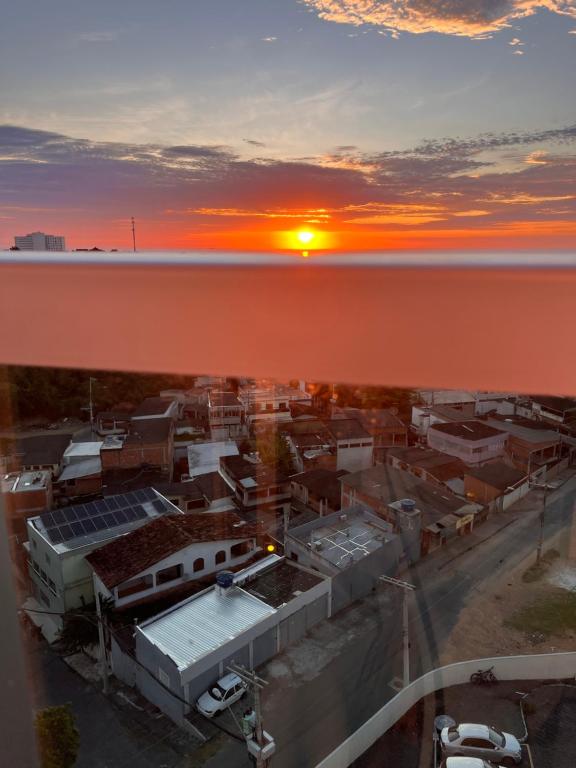 Východ nebo západ slunce při pohledu z bed and breakfast nebo okolí