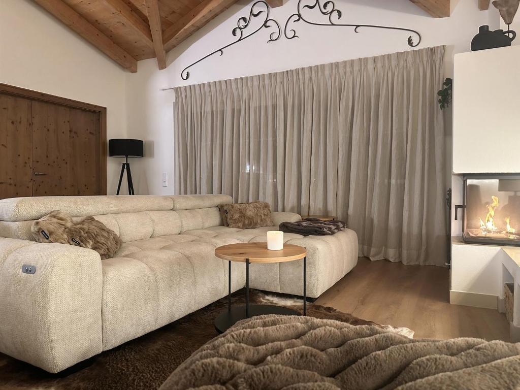 Χώρος καθιστικού στο Penthouse Kaprun Mountain resort A24 by Alpinresort Kaprun