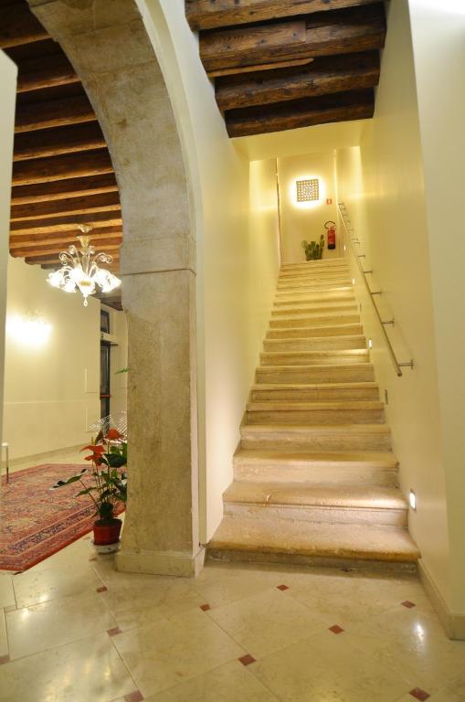 Albergo al Tiepolo - Resim 20