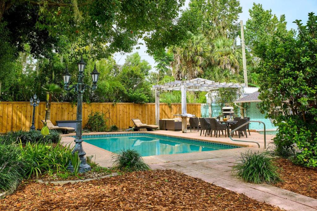 Vernon House - Pool Home in Downtown Ocala, Ocala (updated prices 2026)