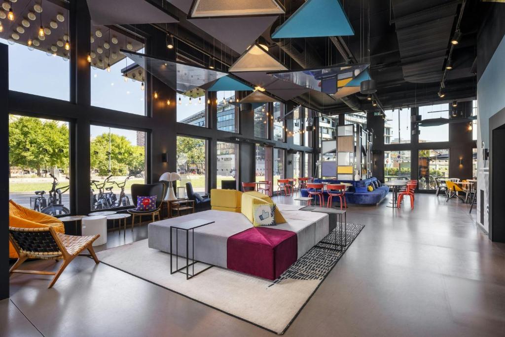 Un lugar para sentarse en Aloft Strasbourg City Centre